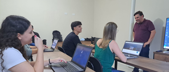 foto ilustrativa do Curso de Front-End Responsivo Básico